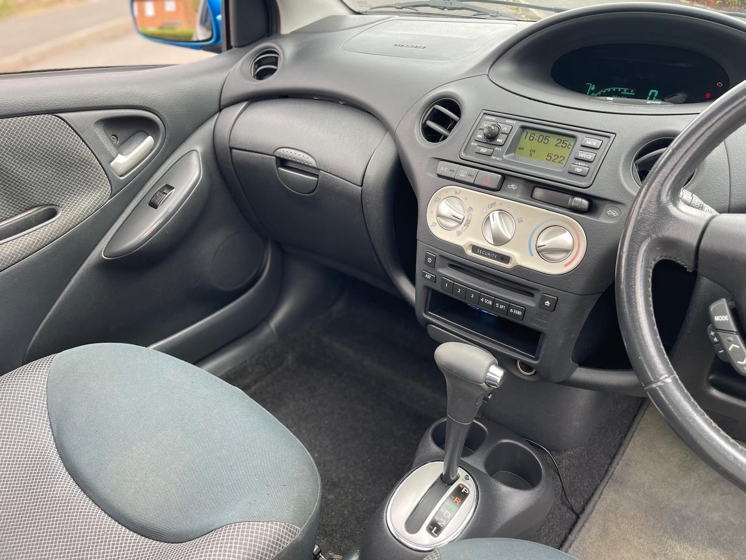 Used Toyota Yaris 2003 for sale - 77008942: Photo 14