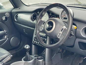 Used MINI Convertible 2006 for sale - 77478200: Photo