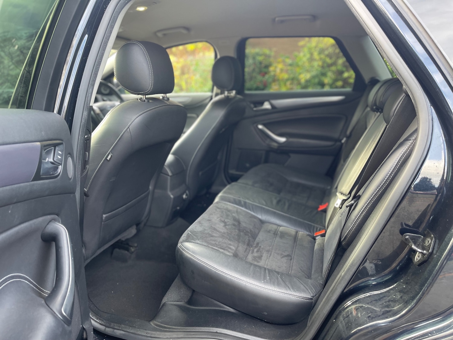 Used Ford Mondeo 2012 for sale - 76566233: Photo 17