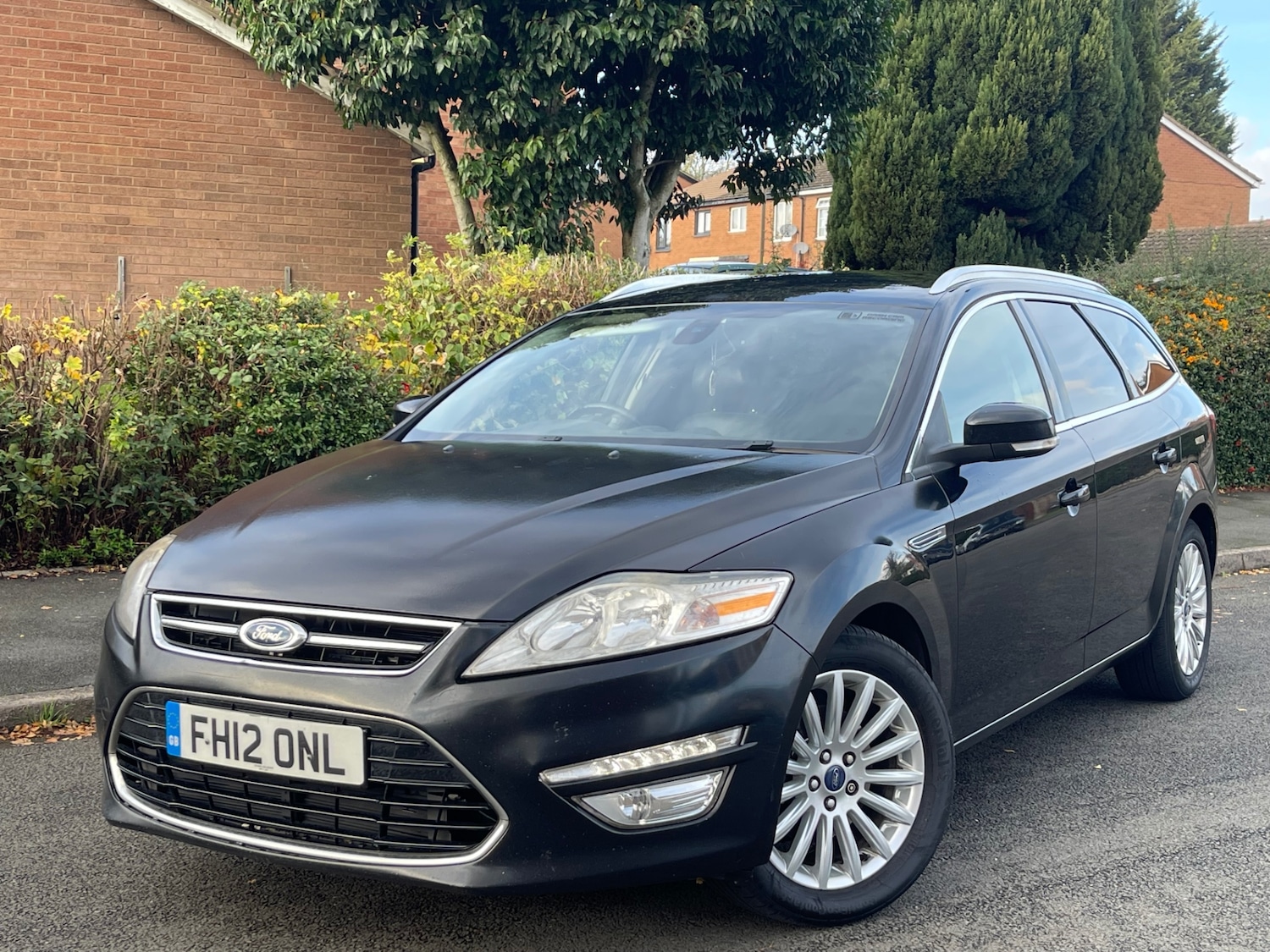 Used Ford Mondeo 2012 for sale - 76566233: Photo 2