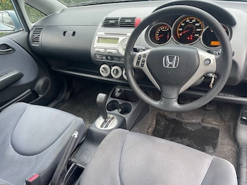 Used Honda Jazz 2006 for sale - 77558757: Photo