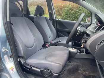 Used Honda Jazz 2006 for sale - 77558757: Photo