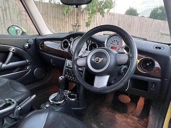 Used MINI Hatch 2005 for sale - 75509104: Photo