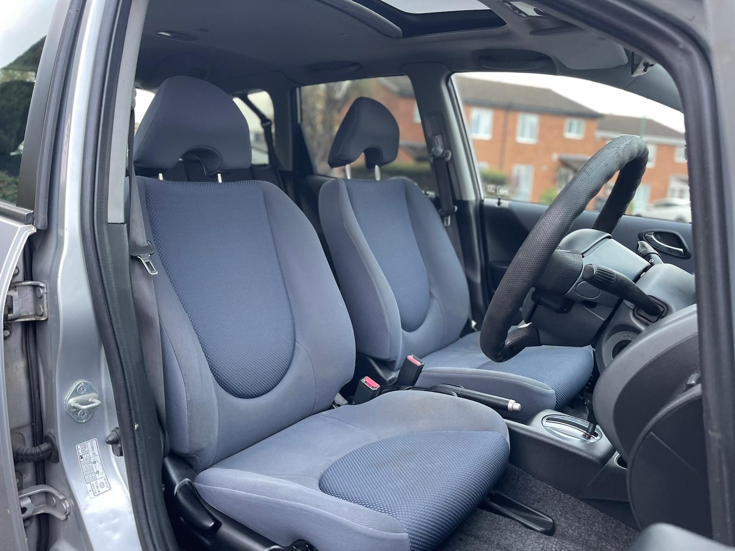 Used Honda Jazz 2004 for sale - 76399389: Photo 4