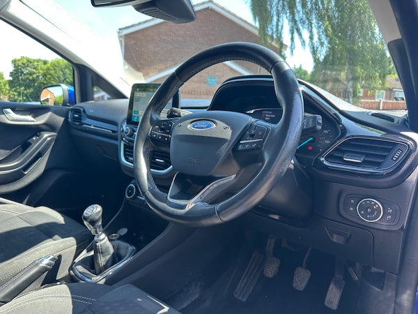 Used Ford Fiesta 2018 for sale - 75126052: Photo 3