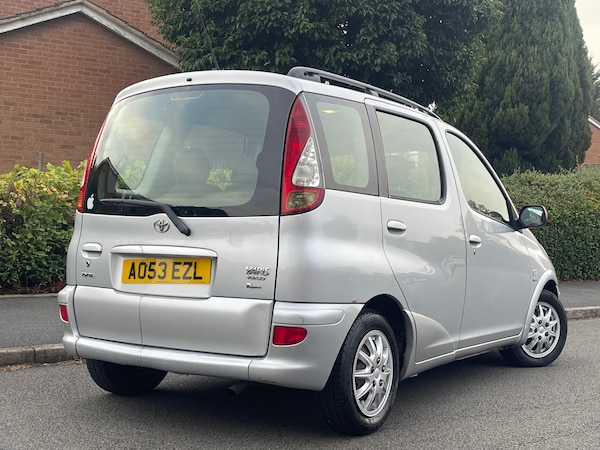 Used Toyota Yaris Verso 2003 for sale - 76058531: Photo 5