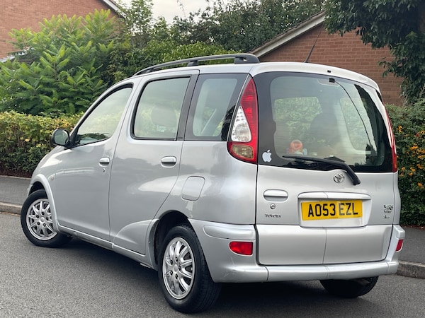 Used Toyota Yaris Verso 2003 for sale - 76058531: Photo 6