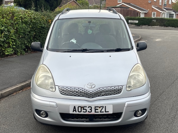 Used Toyota Yaris Verso 2003 for sale - 76058531: Photo 9