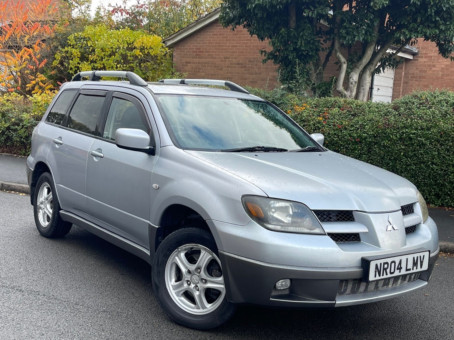 Used Mitsubishi Outlander 2004 for sale - 76440013: Photo 1