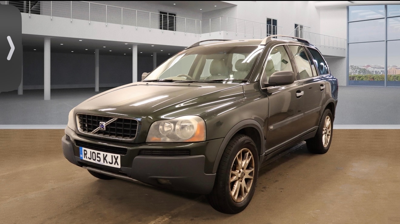 Used Volvo XC90 2005 for sale - 76134648: Photo 2