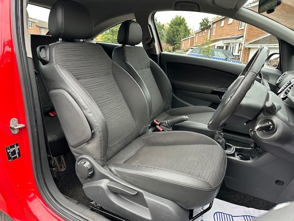 Used Vauxhall Corsa 2014 for sale - 76280622: Photo 3