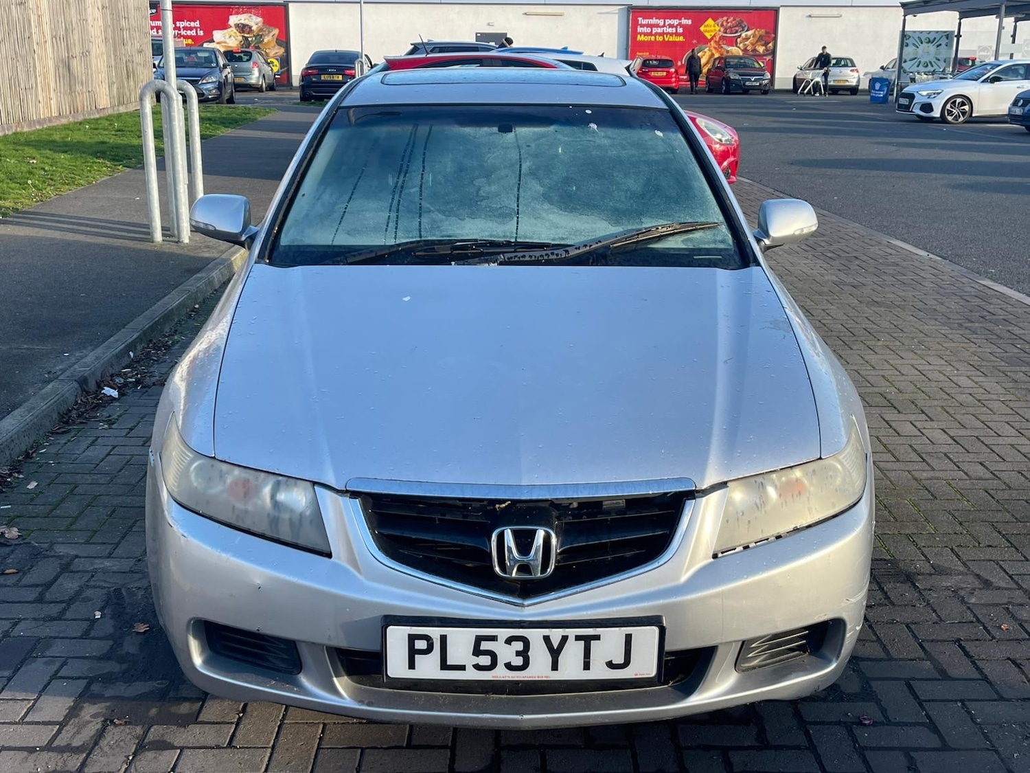Used Honda Accord 2004 for sale - 77052282: Photo 2