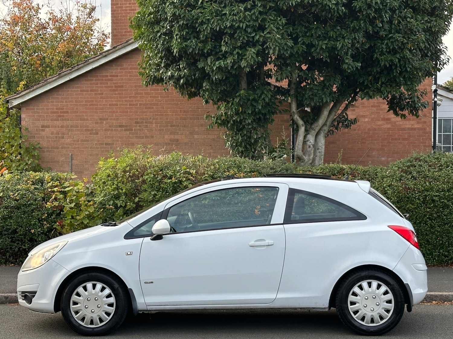 Used Vauxhall Corsa 2009 for sale - 76358418: Photo 8