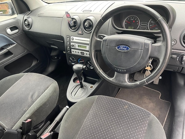 Used Ford Fusion 2005 for sale - 75681659: Photo 3