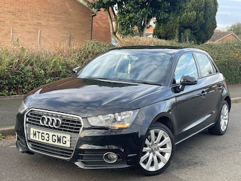 Used Audi A1 2013 for sale - 76953787: Photo