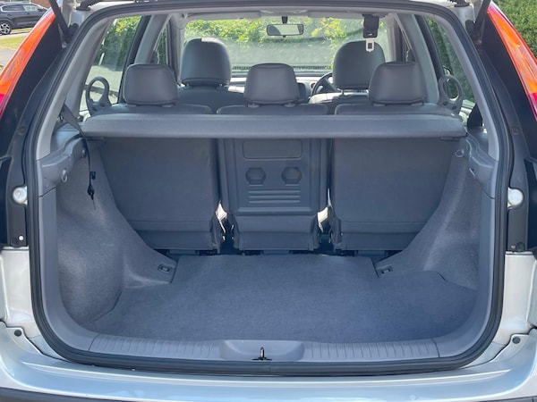 Used Nissan Almera Tino 2005 for sale - 74629412: Photo 10