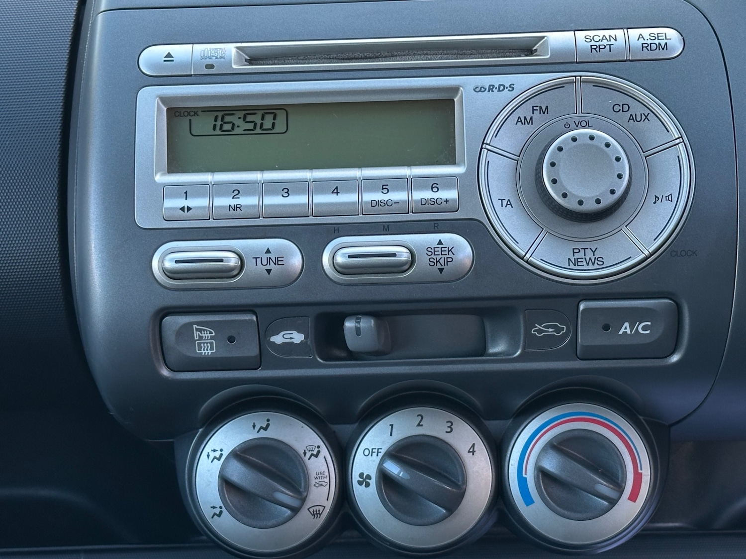 Used Honda Jazz 2007 for sale - 78212213: Photo 14