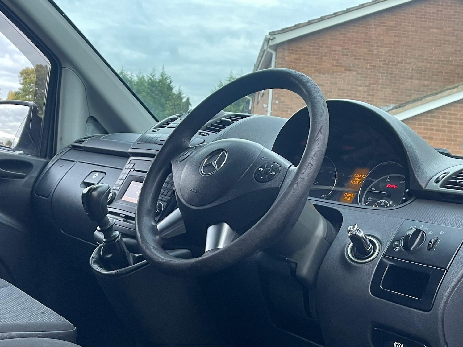 Used Mercedes-Benz Vito 2011 for sale - 76358408: Photo 3