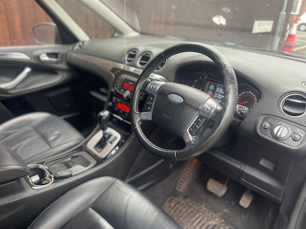 Used Ford Galaxy 2012 for sale - 76325876: Photo 4