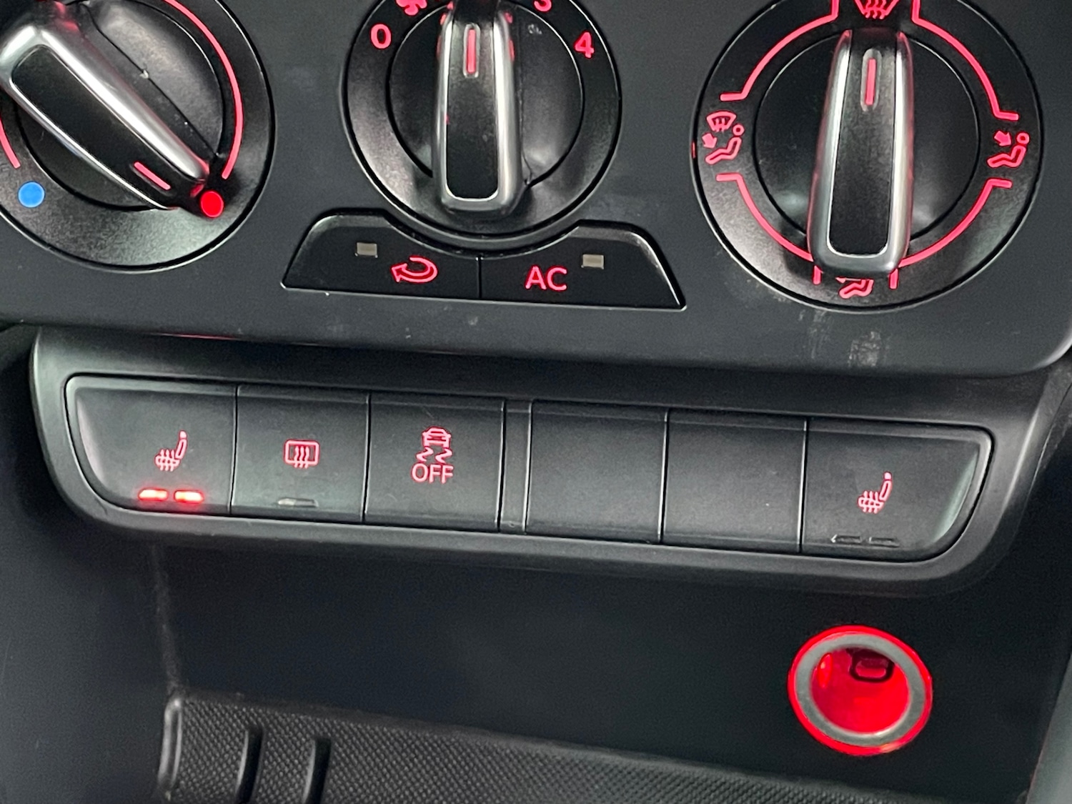 Used Audi A1 2011 for sale - 76803215: Photo 13