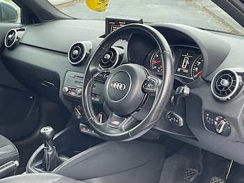 Used Audi A1 2011 for sale - 76803215: Photo