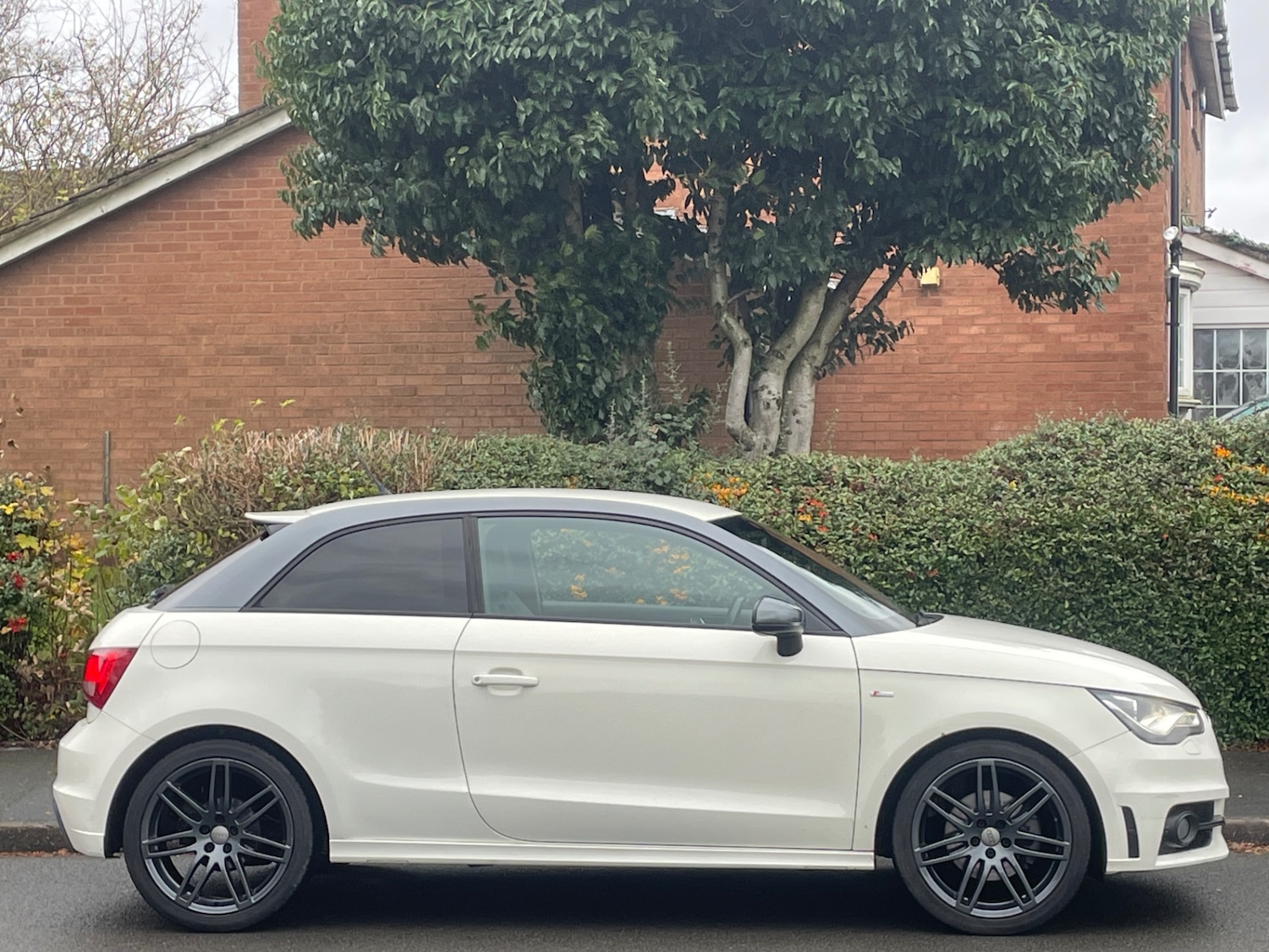 Used Audi A1 2011 for sale - 76803215: Photo 7