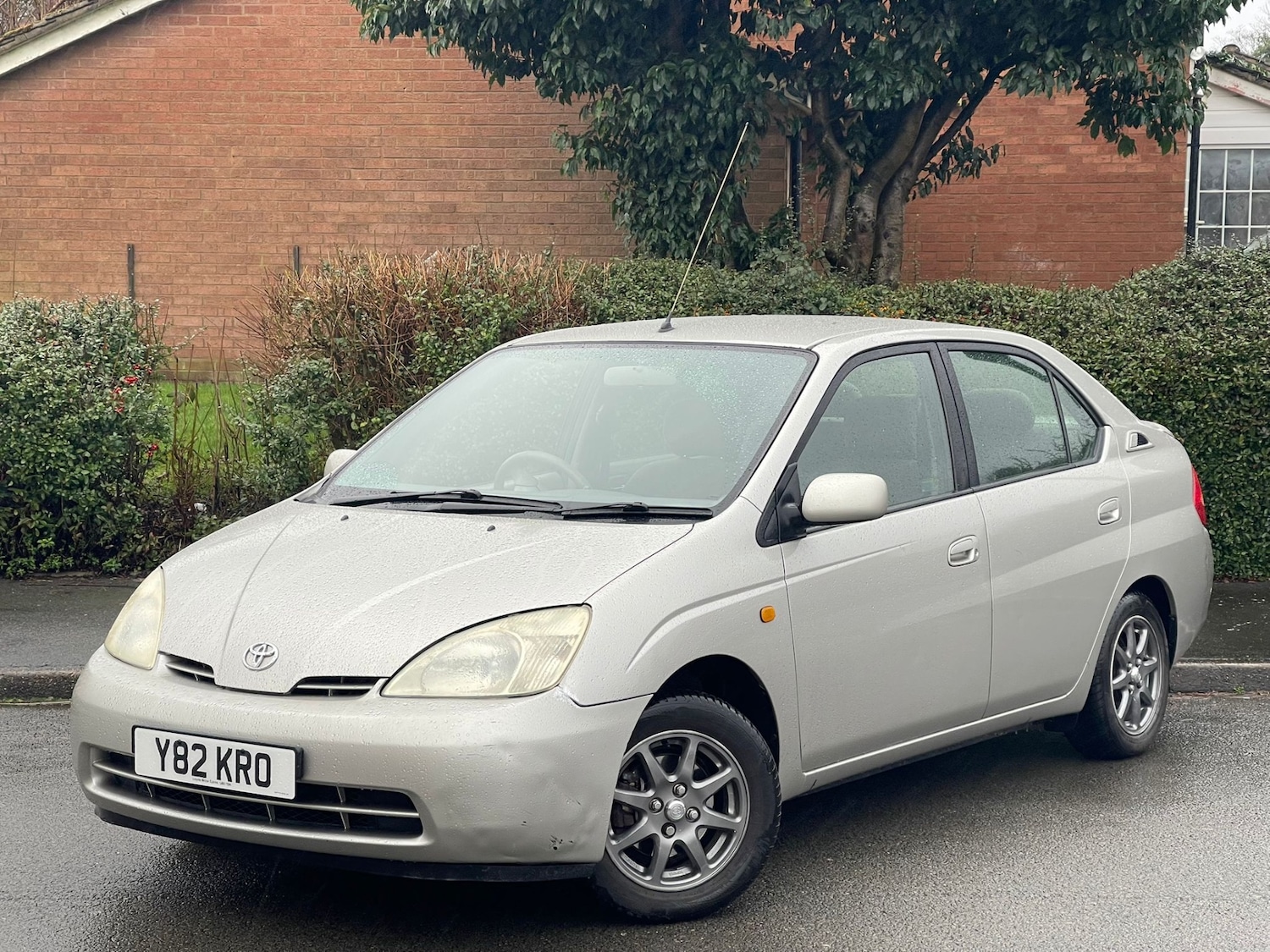 Used Toyota Prius 2001 for sale - 77558763: Photo 2
