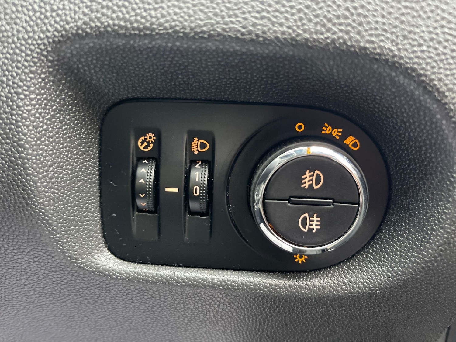 Used Vauxhall Corsa 2013 for sale - 76418656: Photo 11