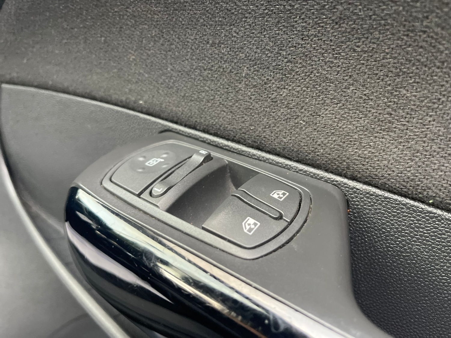 Used Vauxhall Corsa 2013 for sale - 76418656: Photo 15