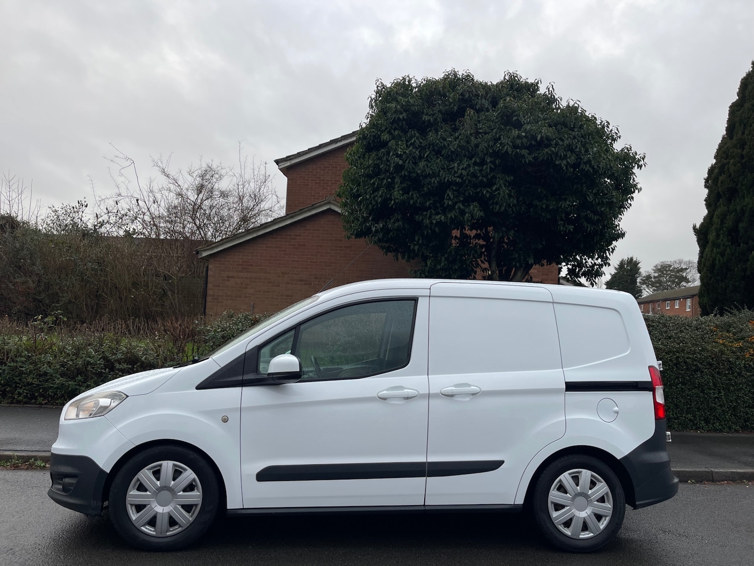 Used Ford Transit Courier 2016 for sale - 77136634: Photo 12