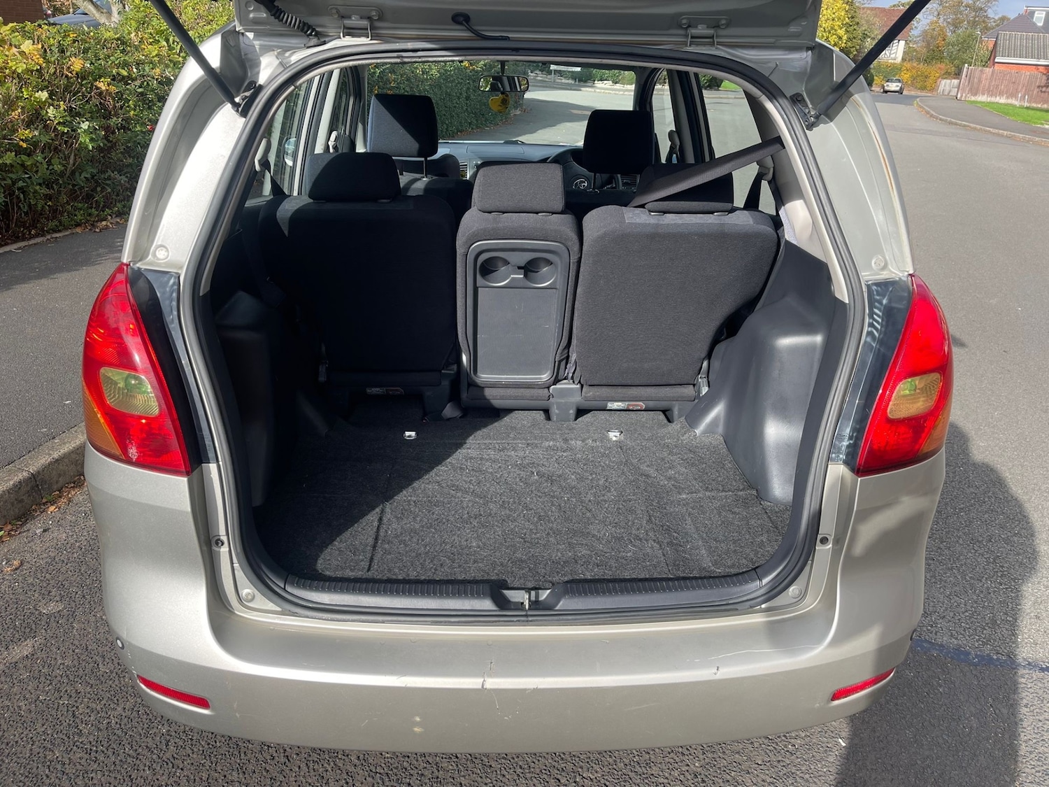 Used Toyota Corolla Verso 2003 for sale - 76397167: Photo 11