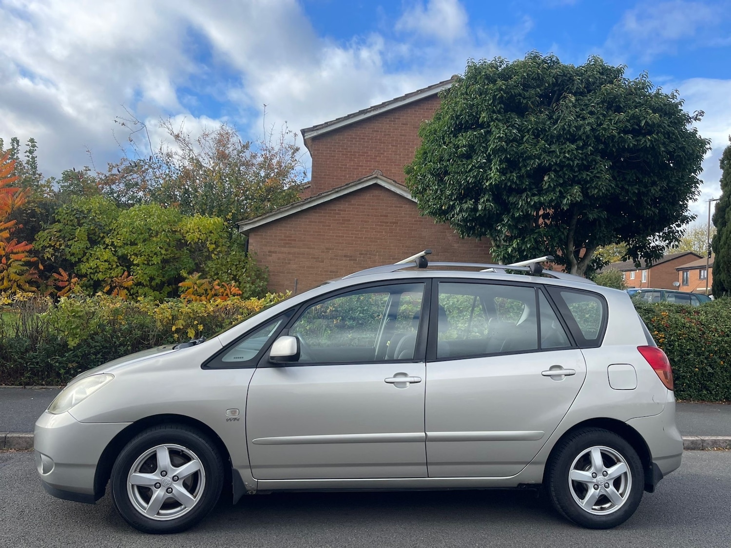 Used Toyota Corolla Verso 2003 for sale - 76397167: Photo 15