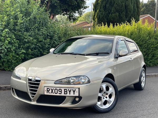 Used Alfa Romeo 147 2009 for sale - 75175771: Photo 2