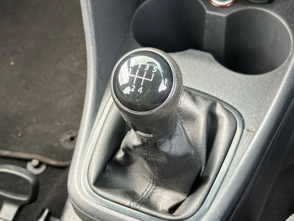 Used Volkswagen Polo 2012 for sale - 76234535: Photo 14