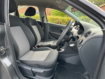 Used Volkswagen Polo 2012 for sale - 76234535: Photo 3