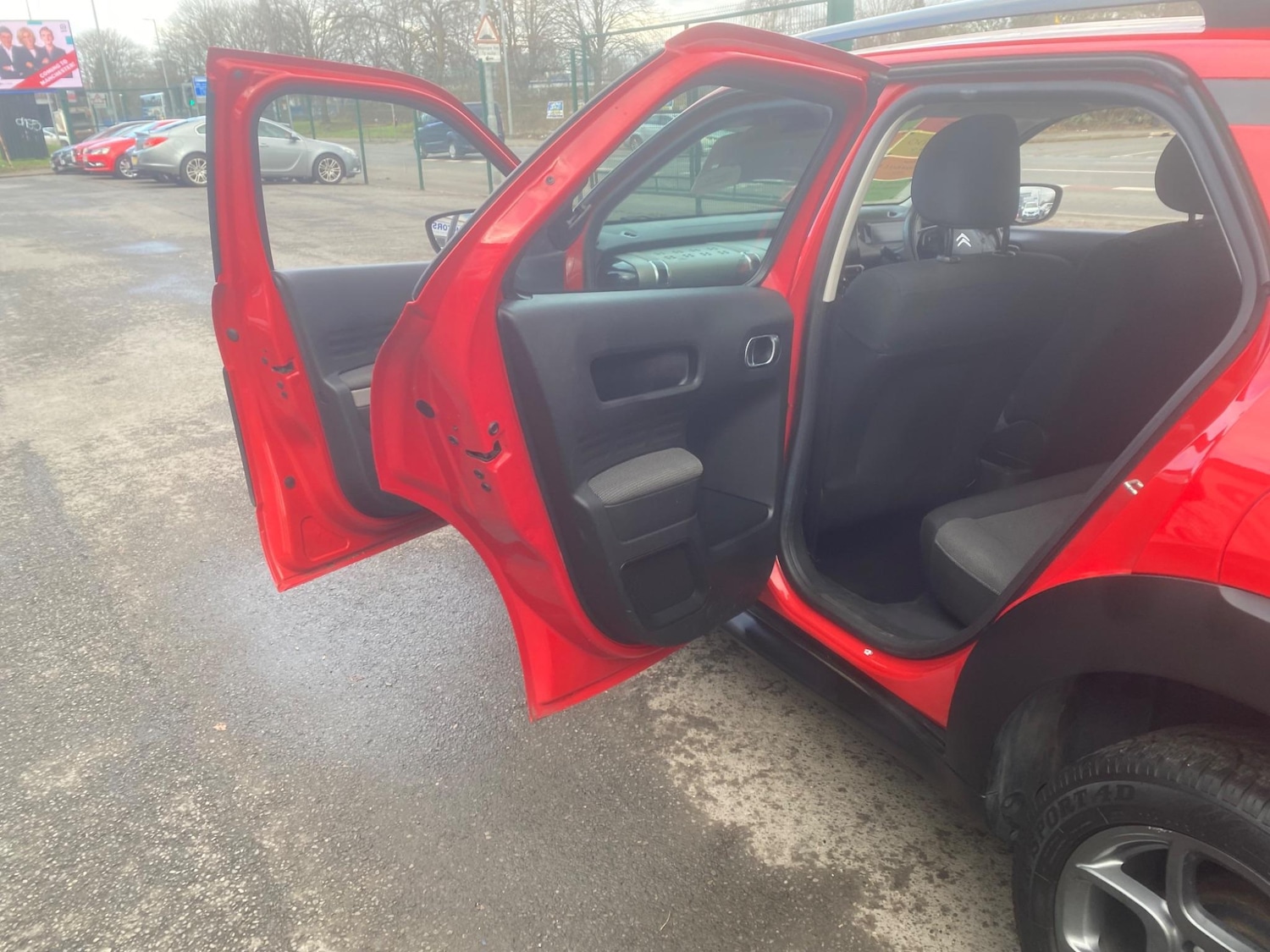 Used Citroen C4 Cactus 2016 for sale - 76990343: Photo 32