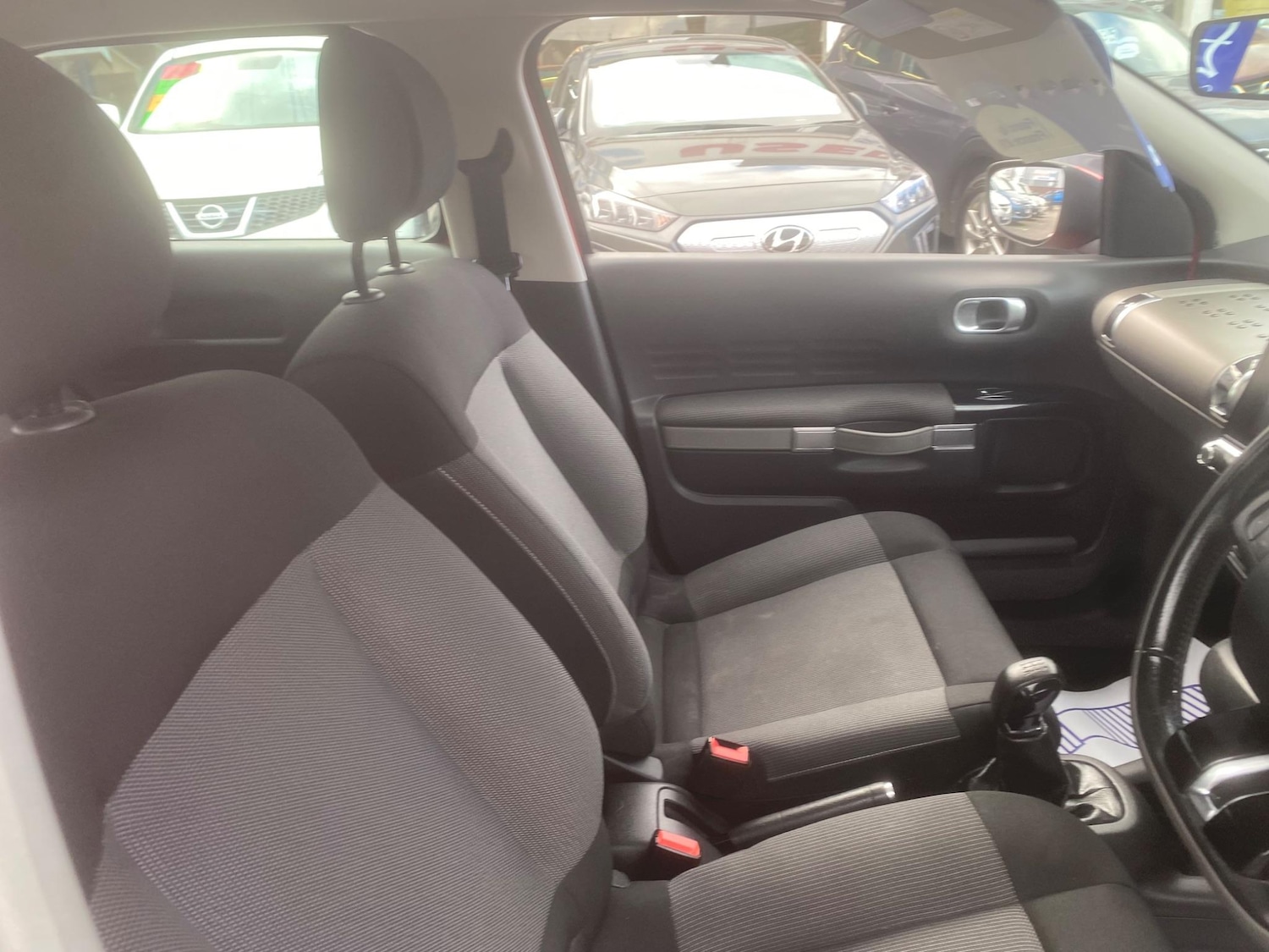 Used Citroen C4 Cactus 2016 for sale - 76990343: Photo 47