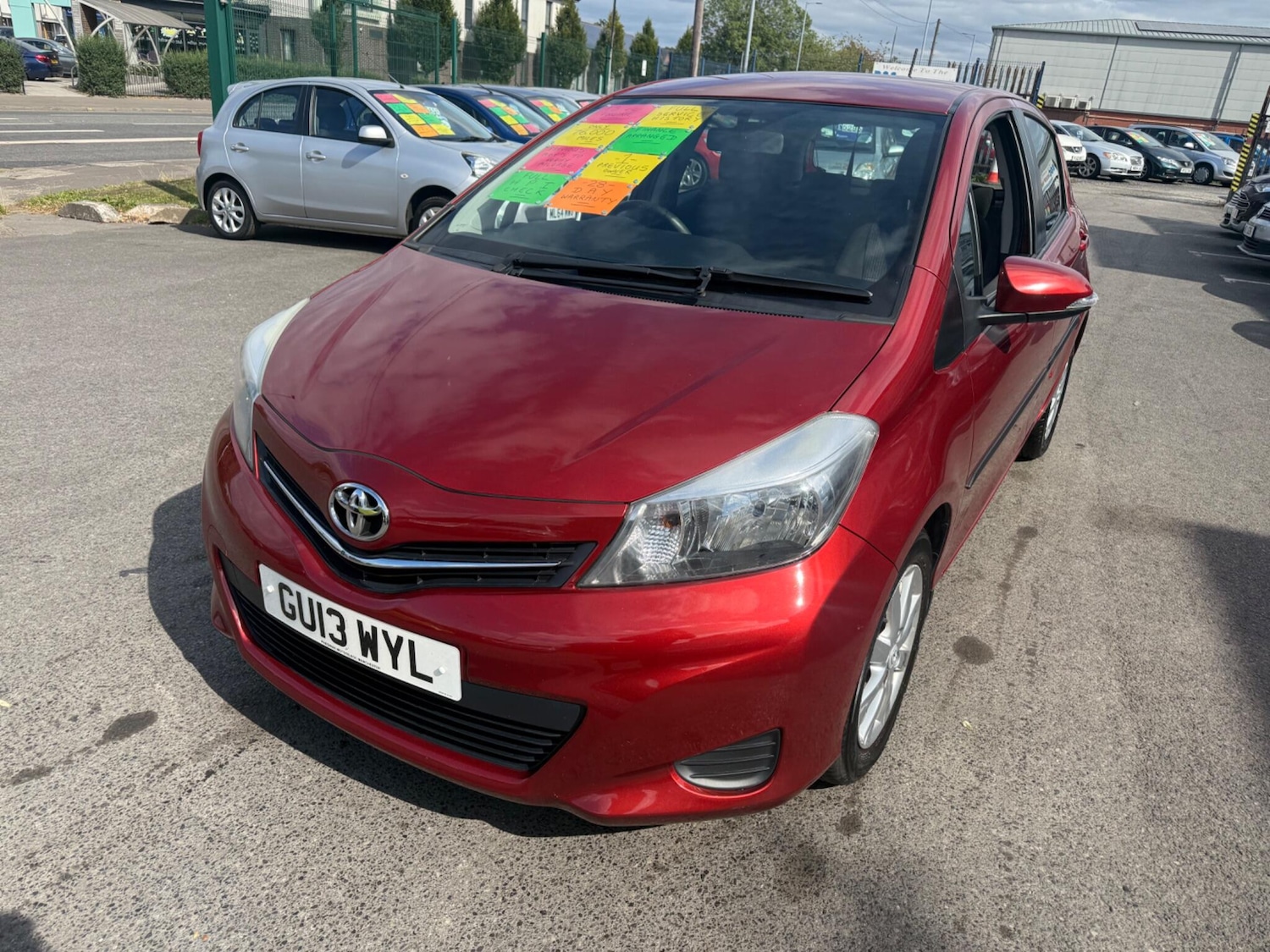 Used Toyota Yaris 2013 for sale - 76549810: Photo 3