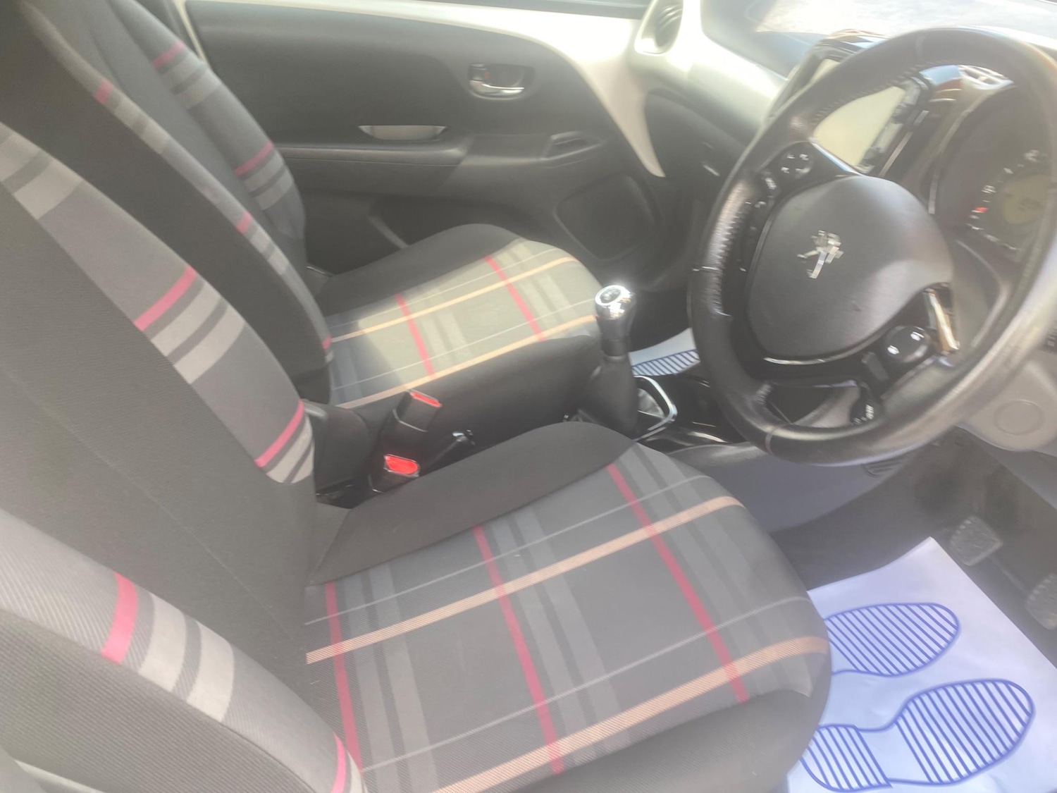 Used Peugeot 108 2016 for sale - 76550815: Photo 95