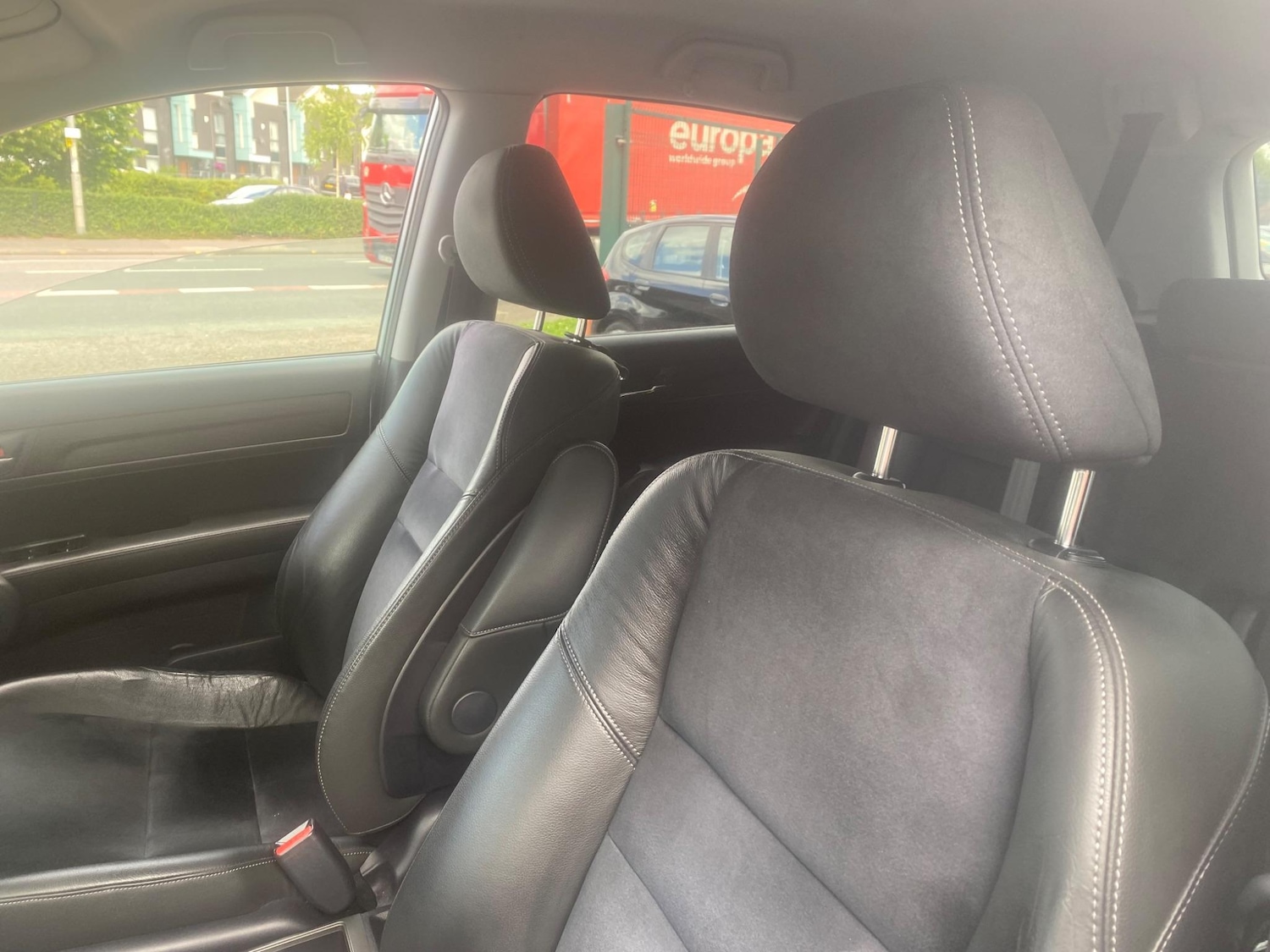 Used Honda CR-V 2010 for sale - 76550882: Photo 15