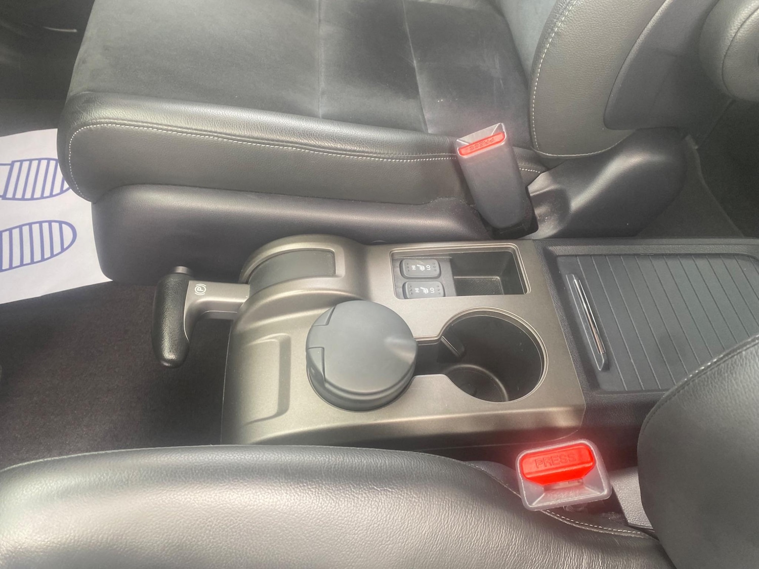 Used Honda CR-V 2010 for sale - 76550882: Photo 28