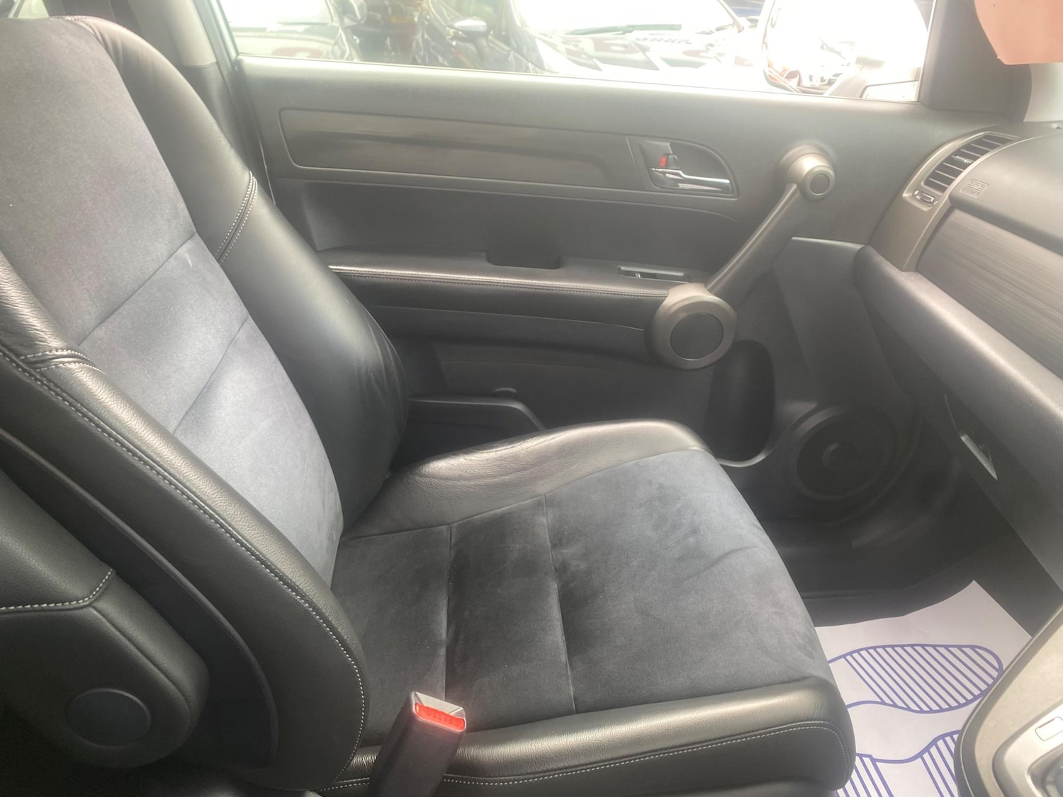 Used Honda CR-V 2010 for sale - 76550882: Photo 68