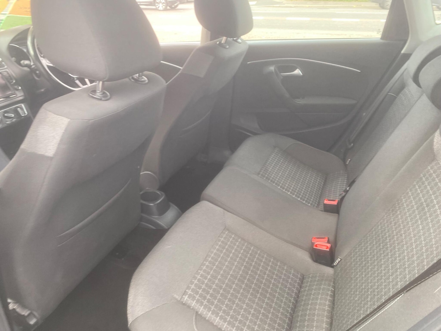 Used Volkswagen Polo 2014 for sale - 76549377: Photo 33