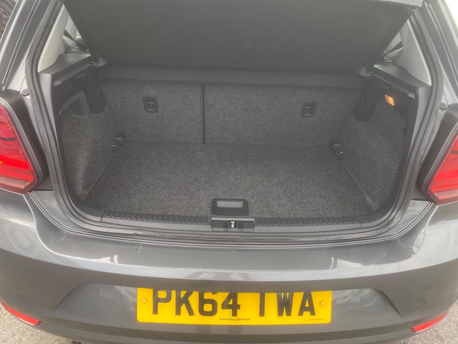 Used Volkswagen Polo 2014 for sale - 76549377: Photo 37