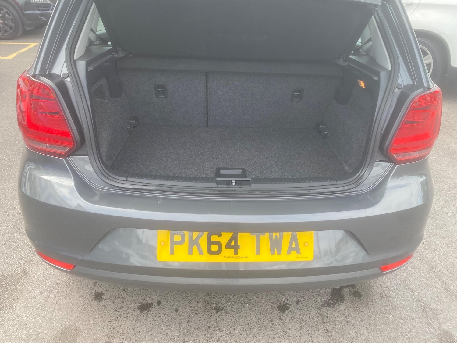 Used Volkswagen Polo 2014 for sale - 76549377: Photo 42