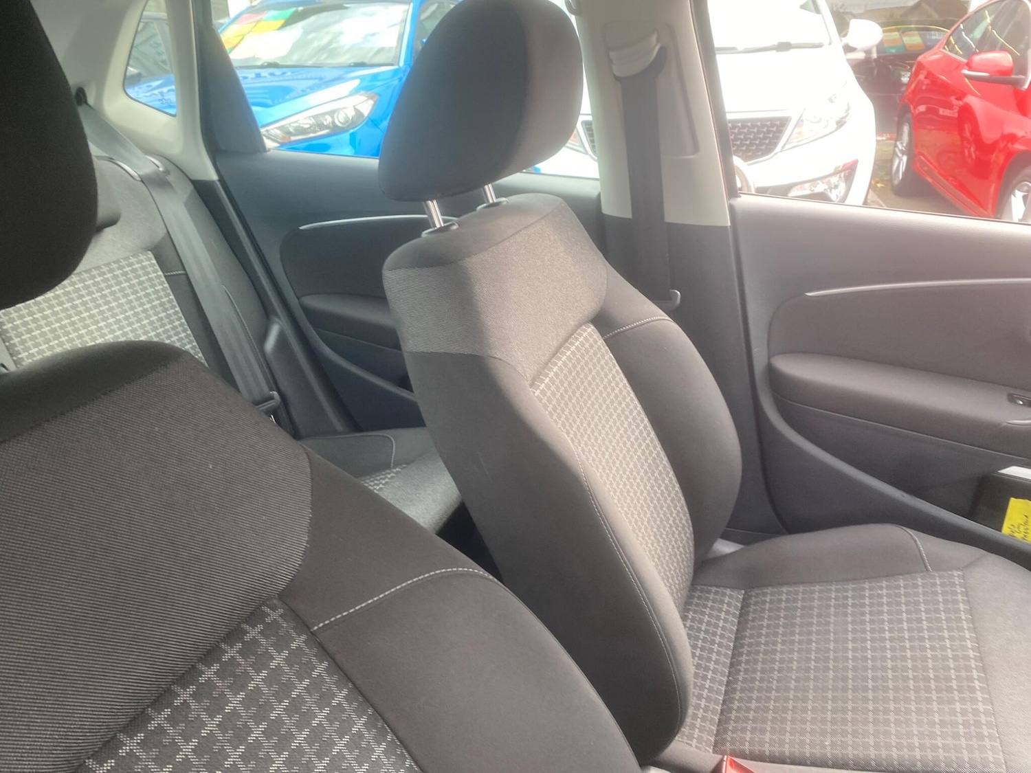 Used Volkswagen Polo 2014 for sale - 76549377: Photo 59