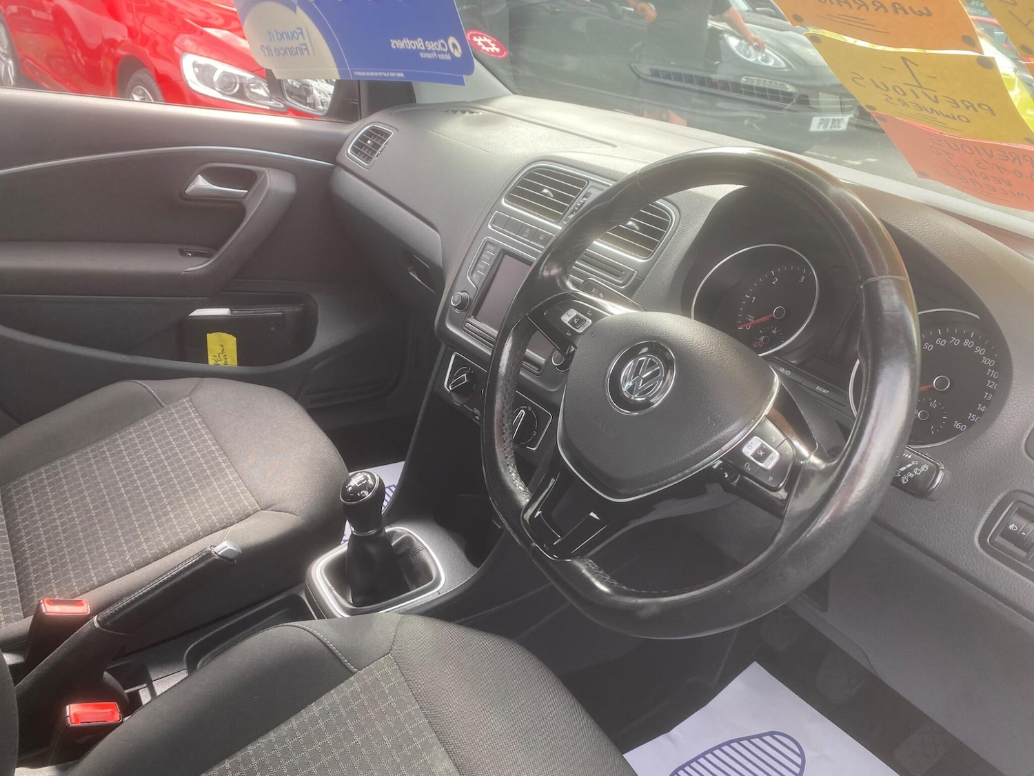 Used Volkswagen Polo 2014 for sale - 76549377: Photo 91