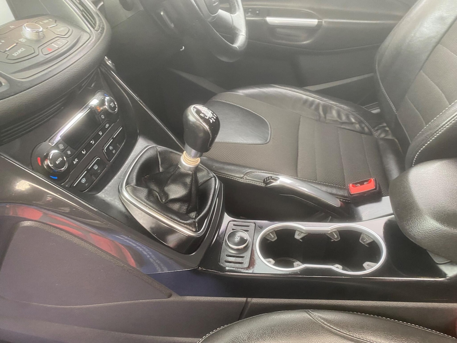 Used Ford Kuga 2016 for sale - 76823439: Photo 22