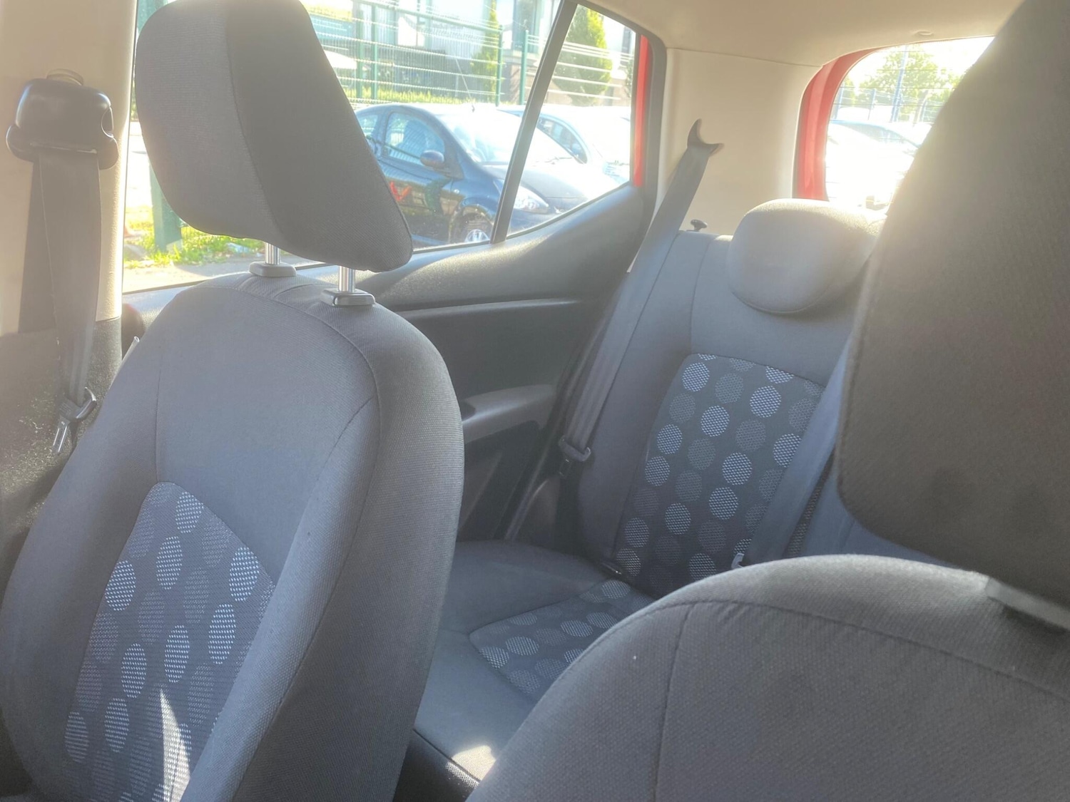 Used Hyundai i10 for sale - 76993670: Photo 15