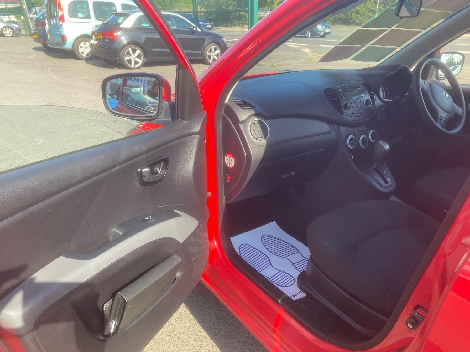 Used Hyundai i10 for sale - 76993670: Photo 27